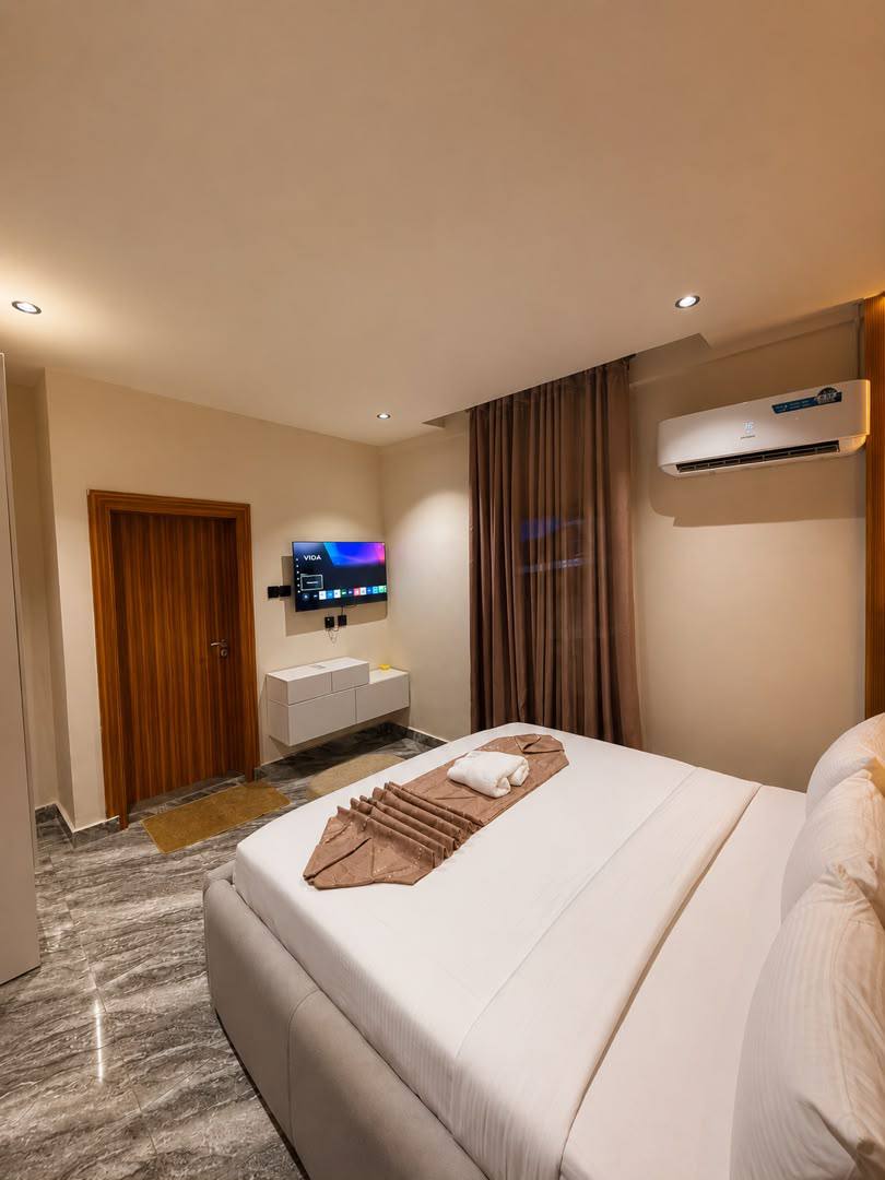 Two-Bedroom Suite — view 3 of 6